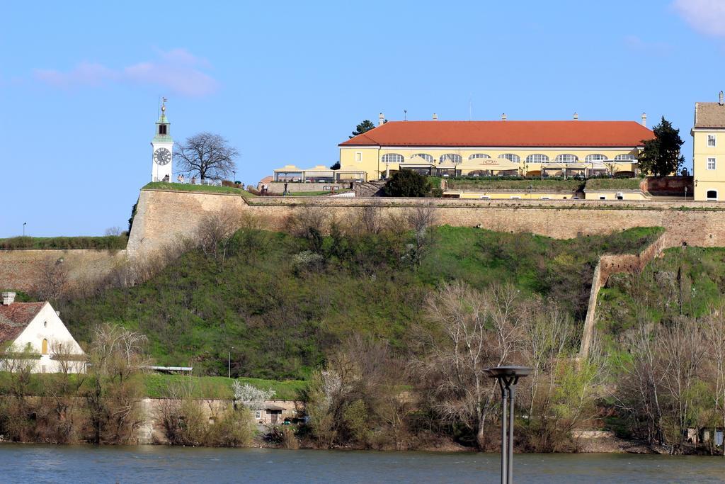 Best View Apartment Novi Sad Esterno foto